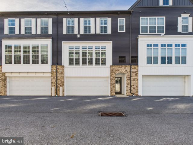 418 MAYER PL, Lancaster, PA 17601