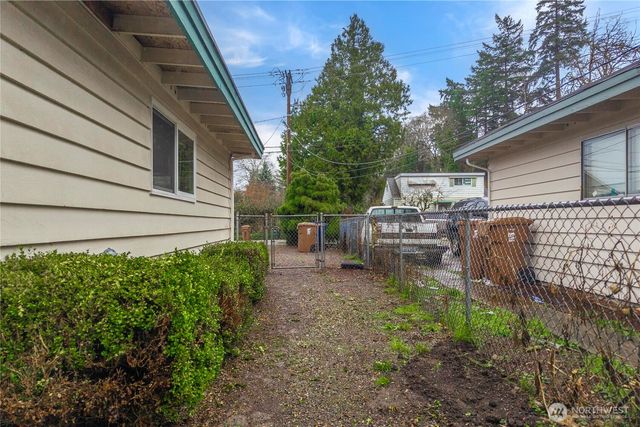 7436 S Pine Street, Tacoma, WA 98409