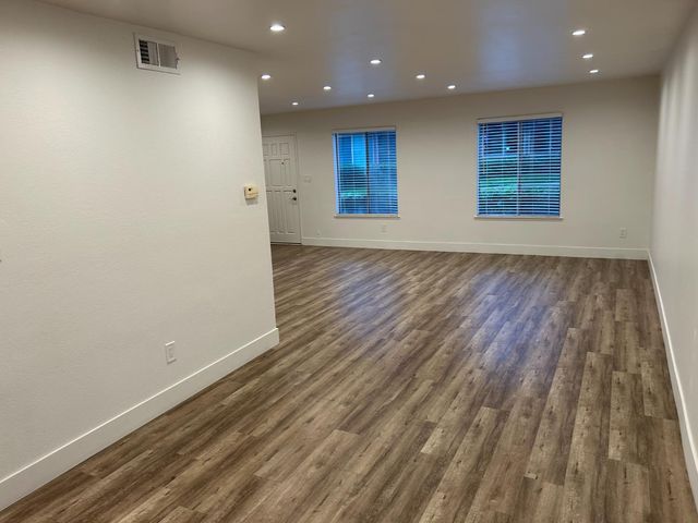 6054 Via Casitas, Carmichael, CA 95608