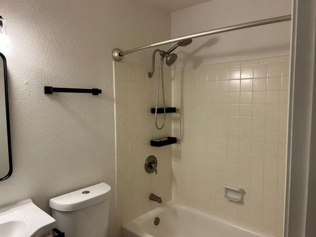 6054 Via Casitas, Carmichael, CA 95608