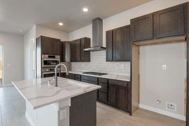 1025 Aleen Road SE, Rio Rancho, NM 87124