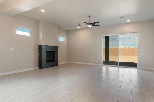 1025 Aleen Road SE, Rio Rancho, NM 87124