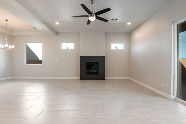 1025 Aleen Road SE, Rio Rancho, NM 87124