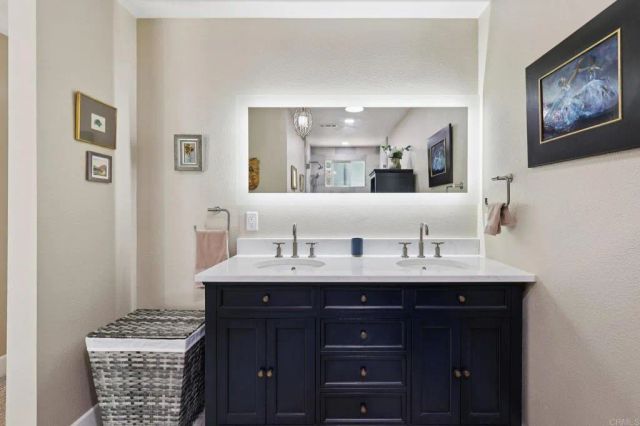 1767 Woodbine Place, Oceanside, CA 92054