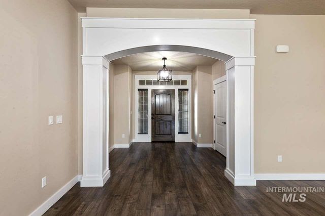 2041 W Ibis Dr, Nampa, ID 83686