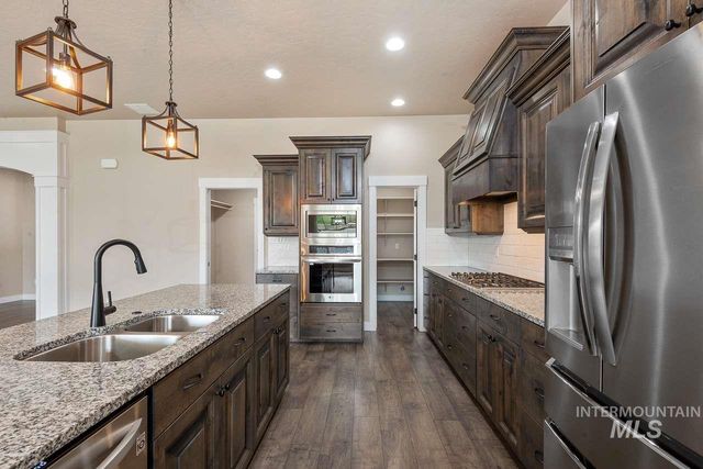 2041 W Ibis Dr, Nampa, ID 83686