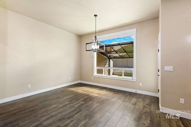 2041 W Ibis Dr, Nampa, ID 83686