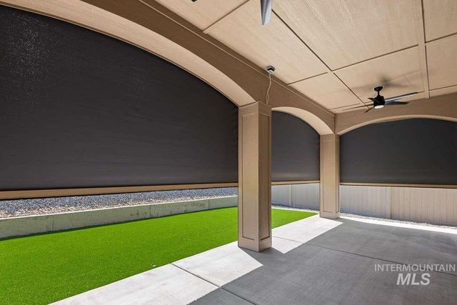 2041 W Ibis Dr, Nampa, ID 83686