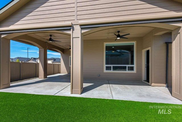 2041 W Ibis Dr, Nampa, ID 83686