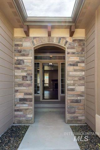 2041 W Ibis Dr, Nampa, ID 83686