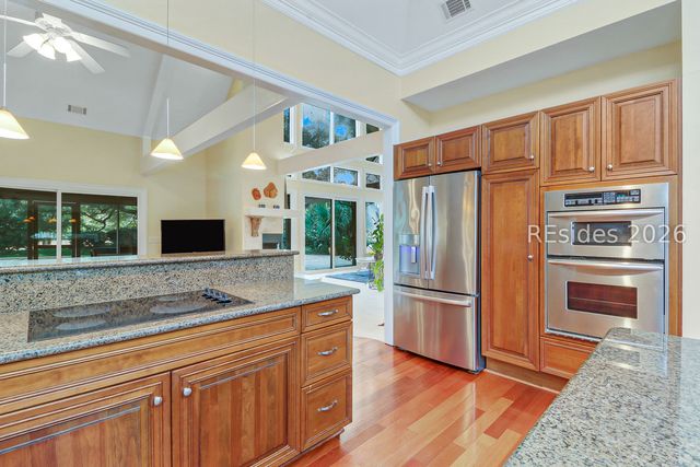 30 Outpost Ln, Hilton Head Island, SC 29928