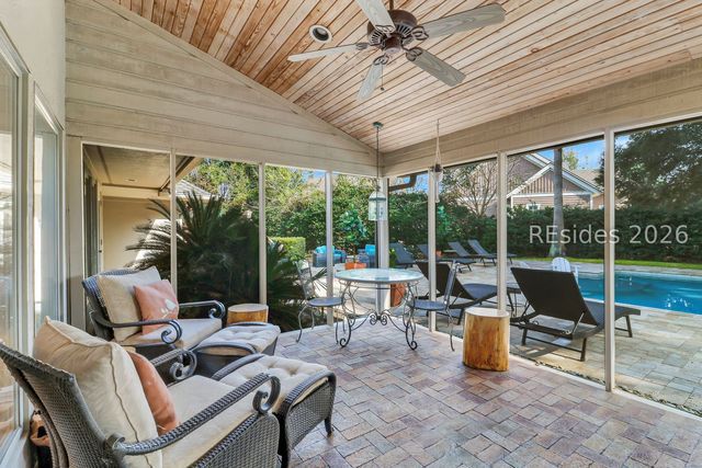 30 Outpost Ln, Hilton Head Island, SC 29928