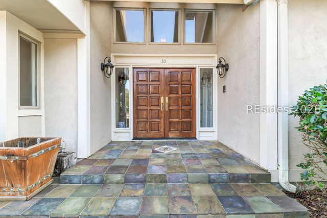 30 Outpost Ln, Hilton Head Island, SC 29928