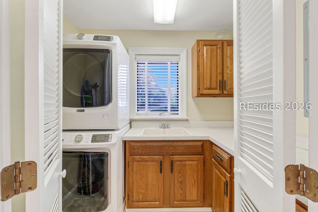 30 Outpost Ln, Hilton Head Island, SC 29928