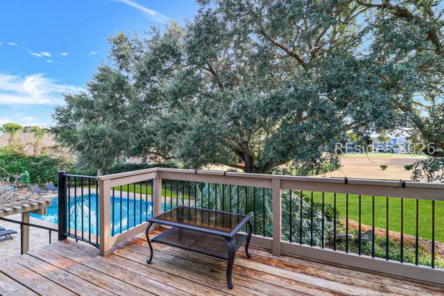 30 Outpost Ln, Hilton Head Island, SC 29928