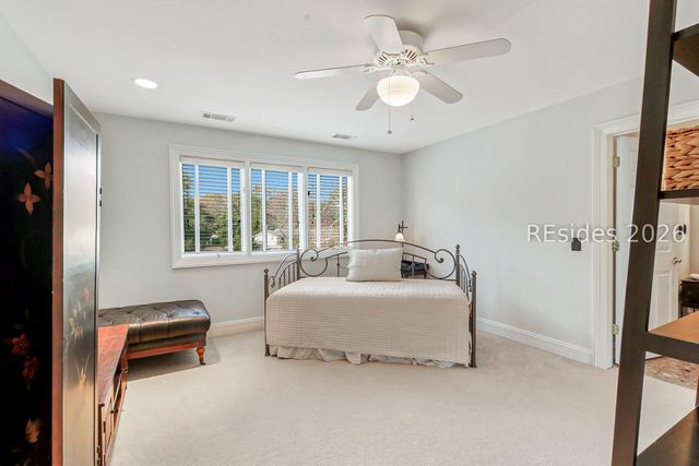 30 Outpost Ln, Hilton Head Island, SC 29928