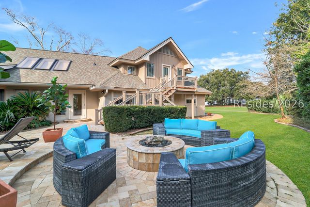 30 Outpost Ln, Hilton Head Island, SC 29928