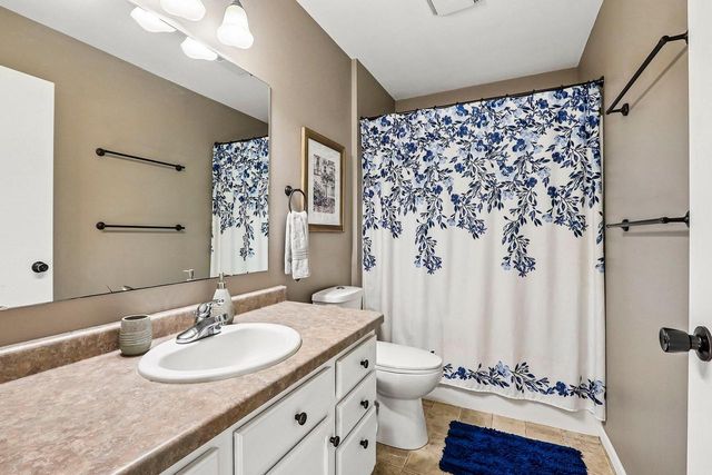 1147 Dresser AVENUE, Waukesha, WI 53188