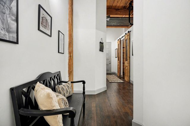 2400 Mechanic Street 101, Galveston, TX 77550