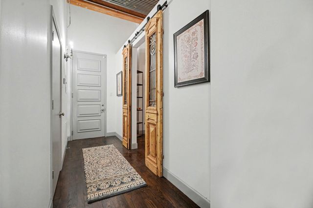 2400 Mechanic Street 101, Galveston, TX 77550