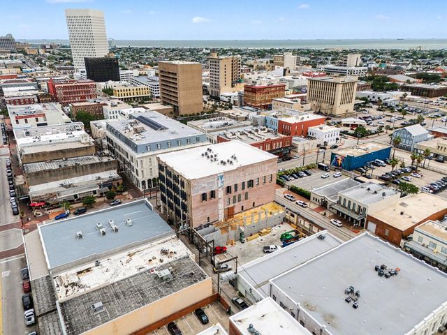 2400 Mechanic Street 101, Galveston, TX 77550
