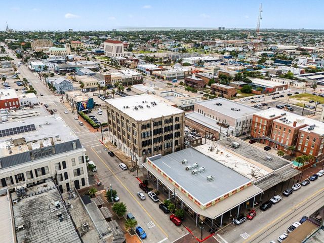 2400 Mechanic Street 101, Galveston, TX 77550