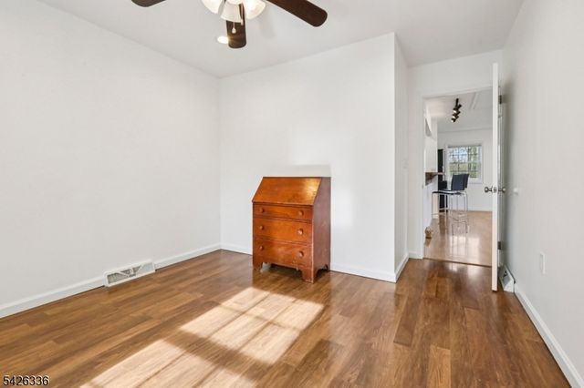 47 Broadway, Hopatcong Boro, NJ 07843