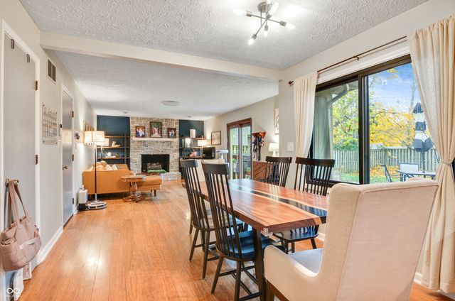 233 Boulder Court, Carmel, IN 46032