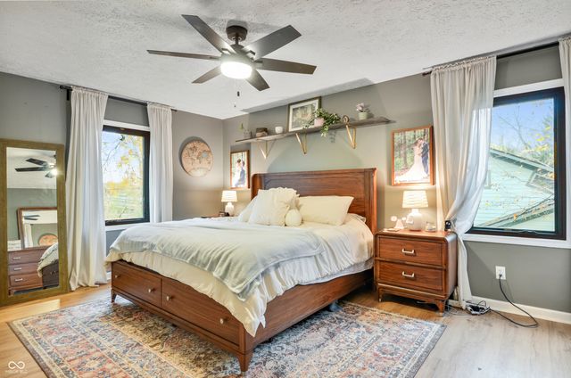 233 Boulder Court, Carmel, IN 46032