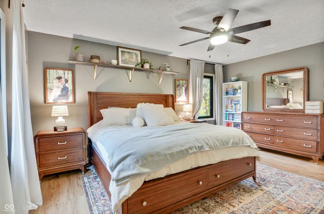 233 Boulder Court, Carmel, IN 46032