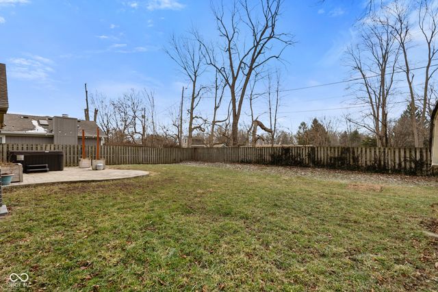 233 Boulder Court, Carmel, IN 46032