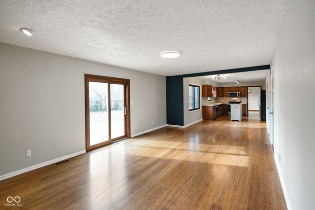 233 Boulder Court, Carmel, IN 46032