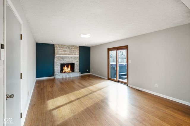 233 Boulder Court, Carmel, IN 46032