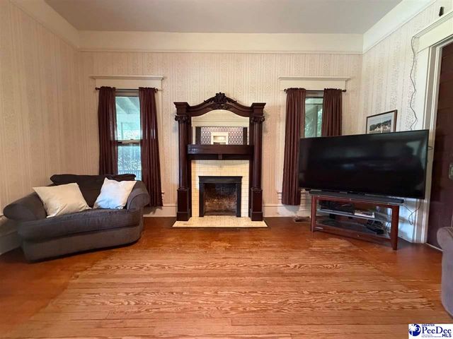 601 E Washington Street, Dillon, SC 29536