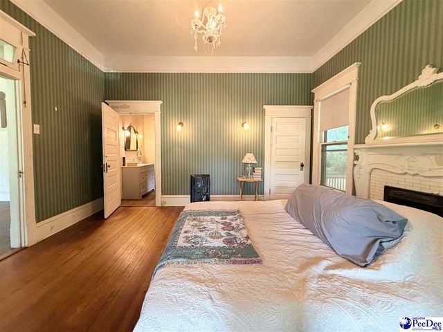 601 E Washington Street, Dillon, SC 29536