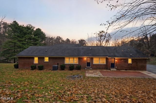 8412 Courtland Road, Wise, VA 24293