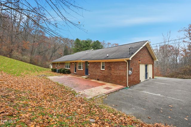 8412 Courtland Road, Wise, VA 24293