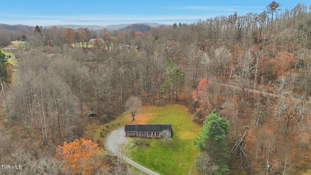 8412 Courtland Road, Wise, VA 24293