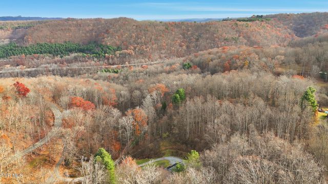 8412 Courtland Road, Wise, VA 24293