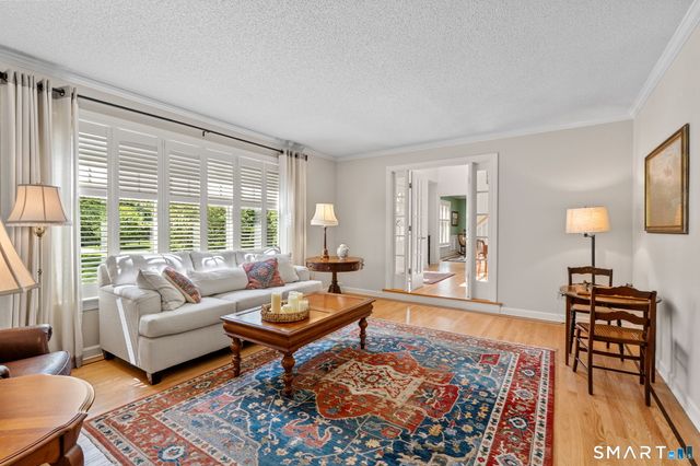 7 Tallwood Lane, Simsbury, CT 06089