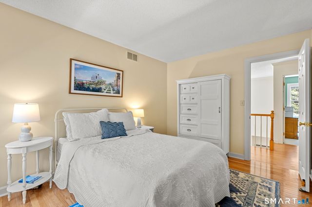 7 Tallwood Lane, Simsbury, CT 06089