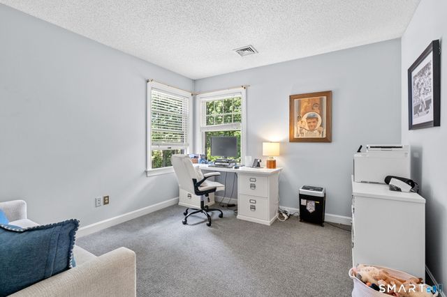 7 Tallwood Lane, Simsbury, CT 06089
