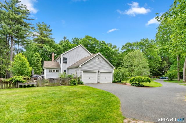 7 Tallwood Lane, Simsbury, CT 06089