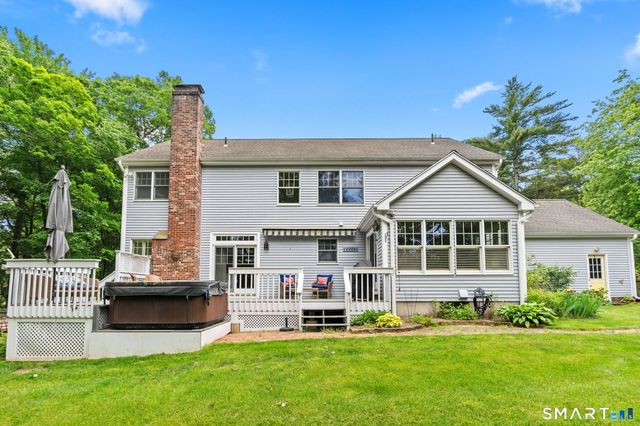 7 Tallwood Lane, Simsbury, CT 06089