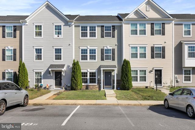 18 CHILLINGHAM CT, Martinsburg, WV 25405