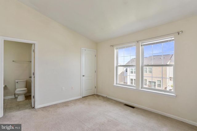 18 CHILLINGHAM CT, Martinsburg, WV 25405