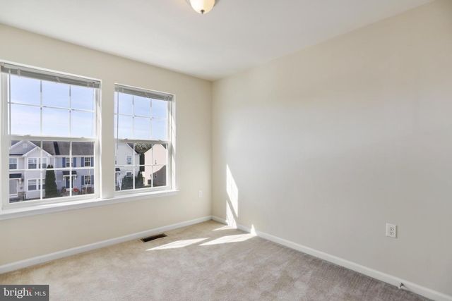 18 CHILLINGHAM CT, Martinsburg, WV 25405