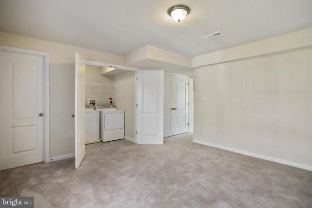 18 CHILLINGHAM CT, Martinsburg, WV 25405