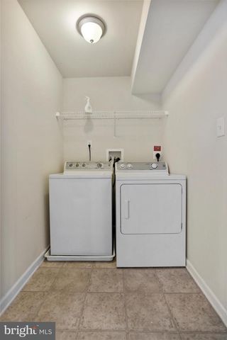 18 CHILLINGHAM CT, Martinsburg, WV 25405