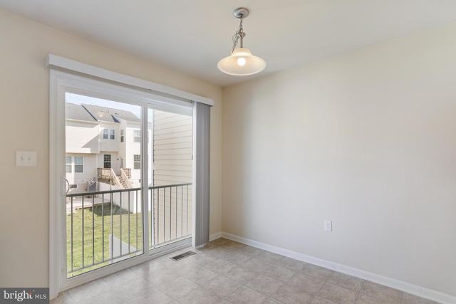 18 CHILLINGHAM CT, Martinsburg, WV 25405